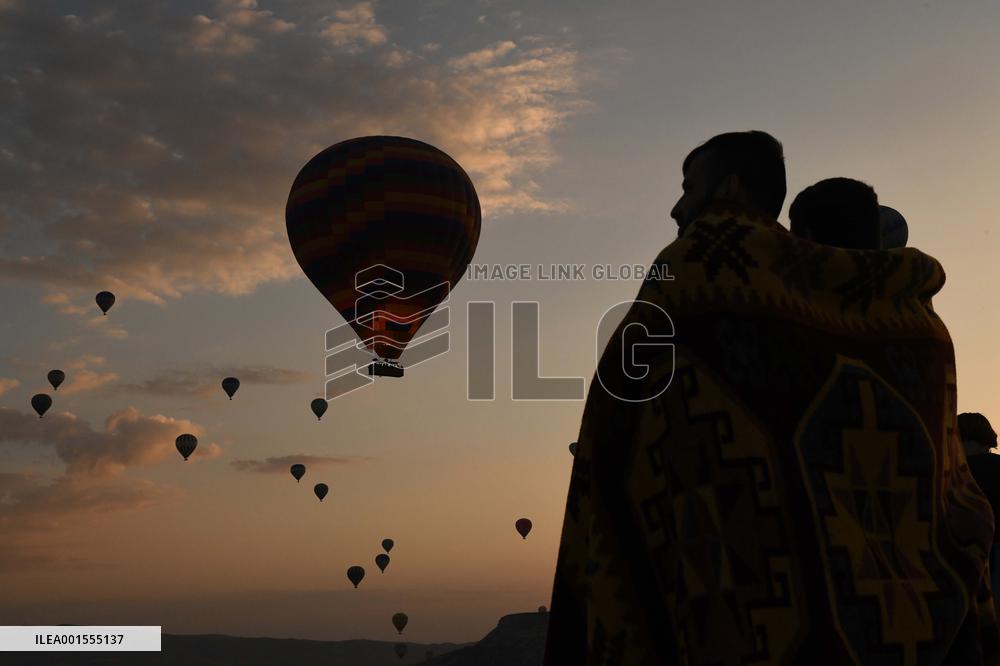TÜRKIYE-CAPPADOCIA-HOT-AIR BALLOONS