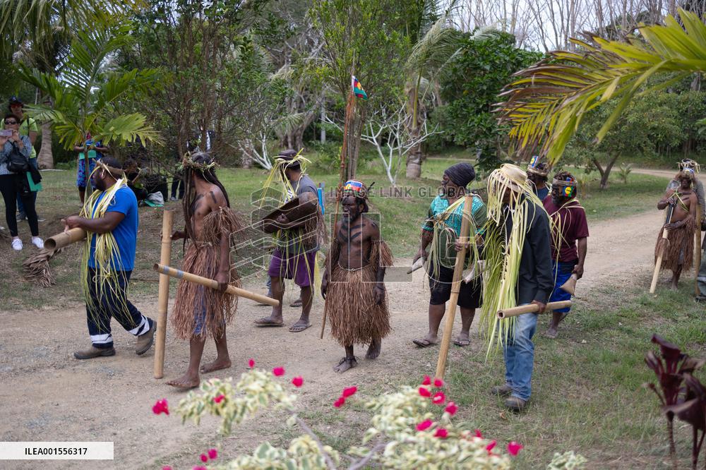 Customary ceremony in honour of the President of the Republic - Touho