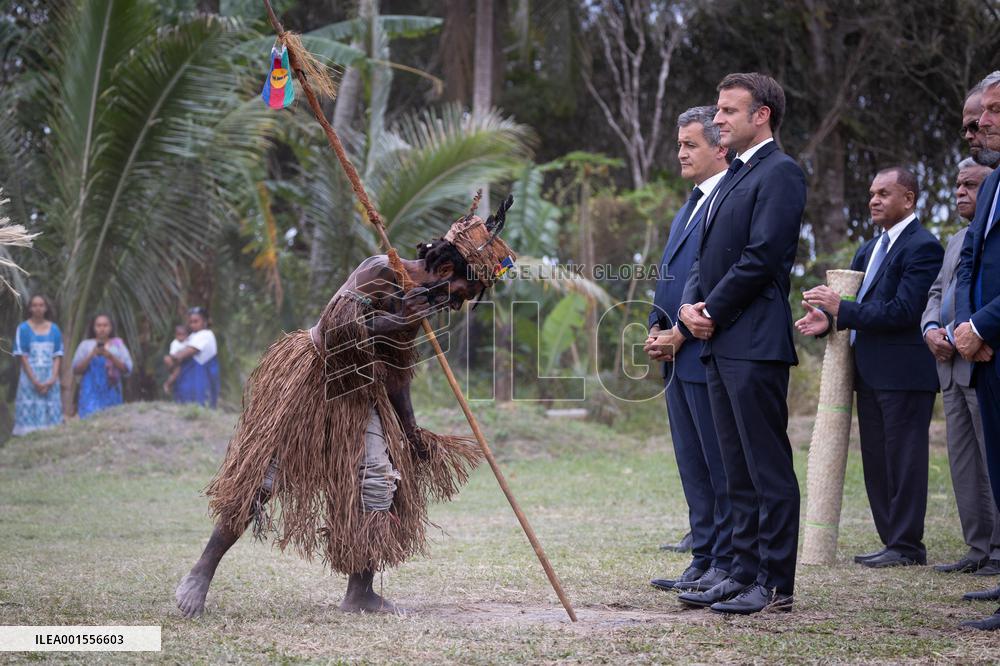 Customary Ceremony In Honour Of President Macron - New Caledonia
