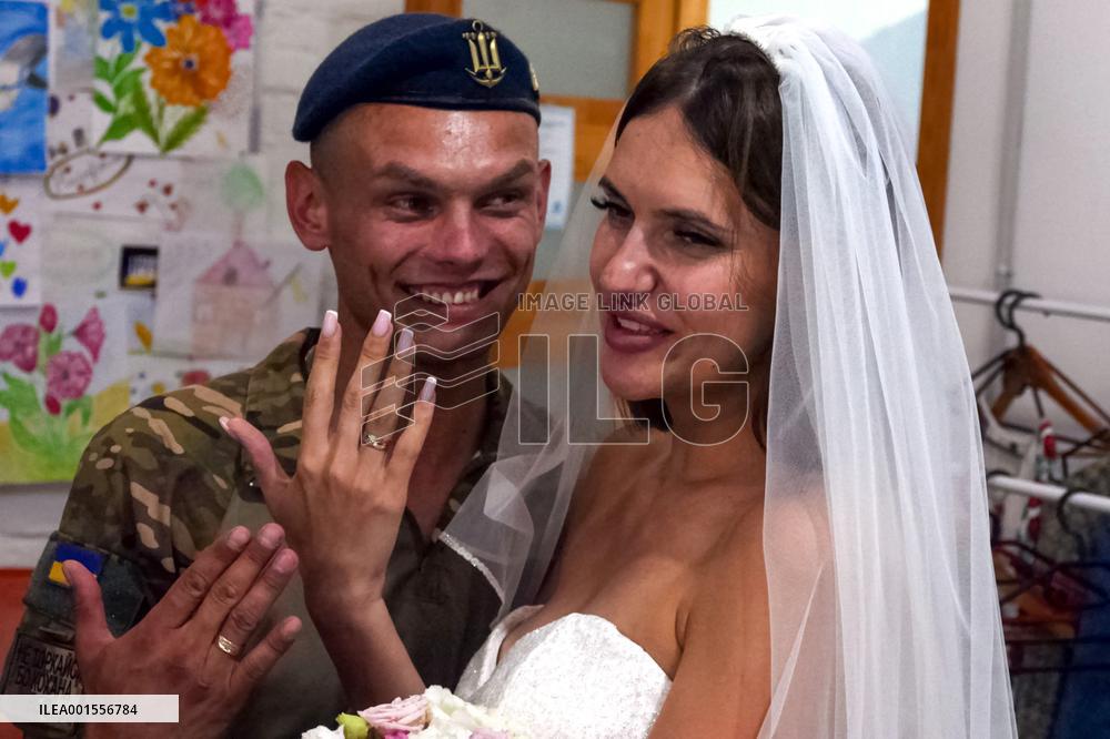 Wedding of Ukrainian defenders in Odesa