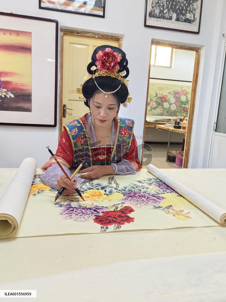 CHINA-SHANDONG-JUYE-PAINTING INDUSTRY (CN)