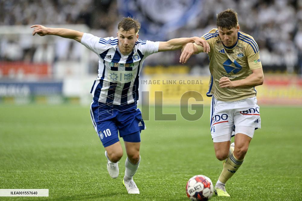 UEFA Champions League second qualifying round match HJK v. Molde FK