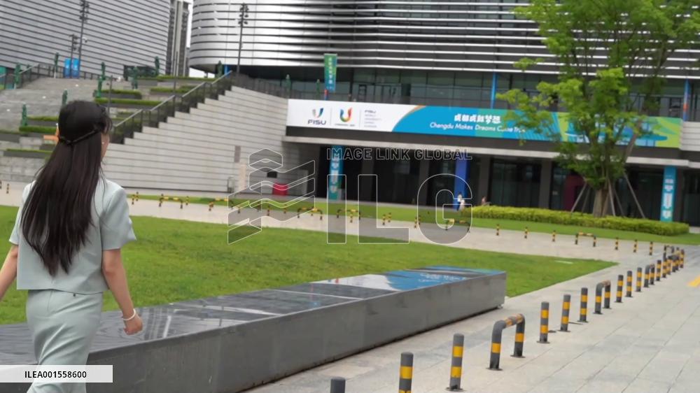 Sunny's journey exploring Chengdu Universiade venues