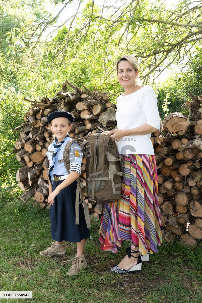 Exclusive - Prince Jean d’Orleans And Family Photo Session - France