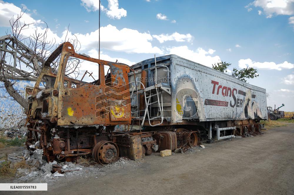 Blahodatne and Partyzanske villages in Mykolaiv Region