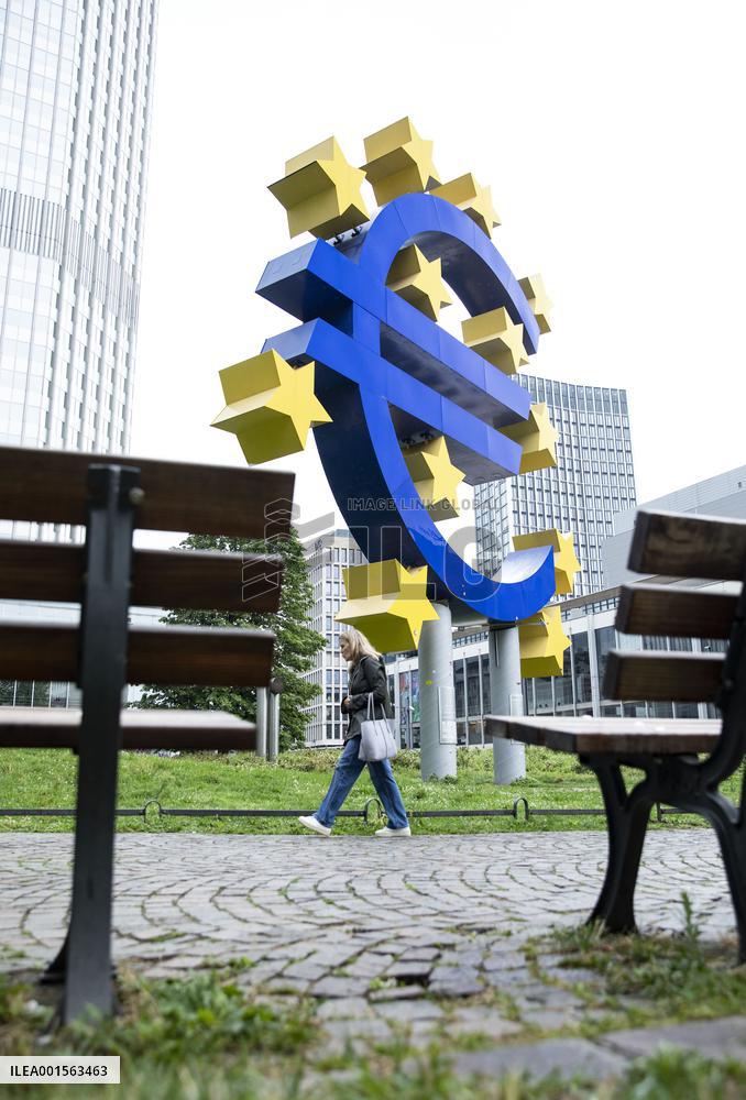 GERMANY-FRANKFURT-ECB-INTEREST RATES-RISE
