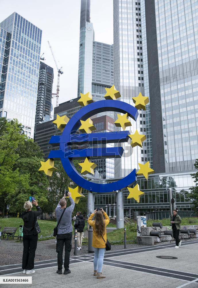 GERMANY-FRANKFURT-ECB-INTEREST RATES-RISE