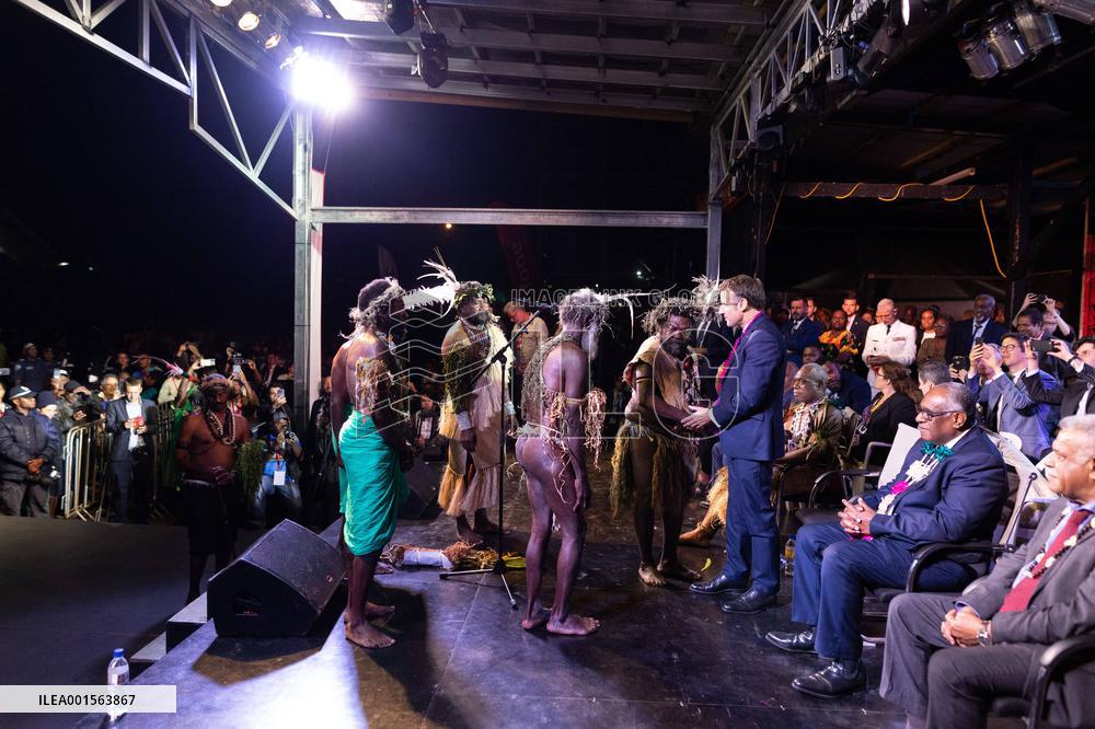 Macron at the Melanesian art Festival - Vanuatu