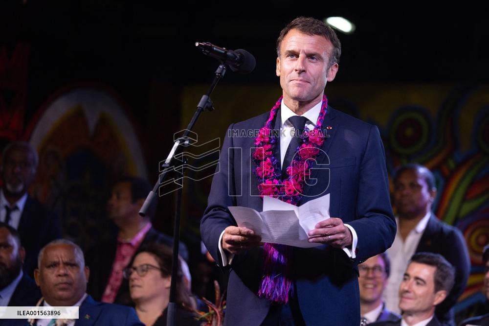 Macron at the Melanesian art Festival - Vanuatu