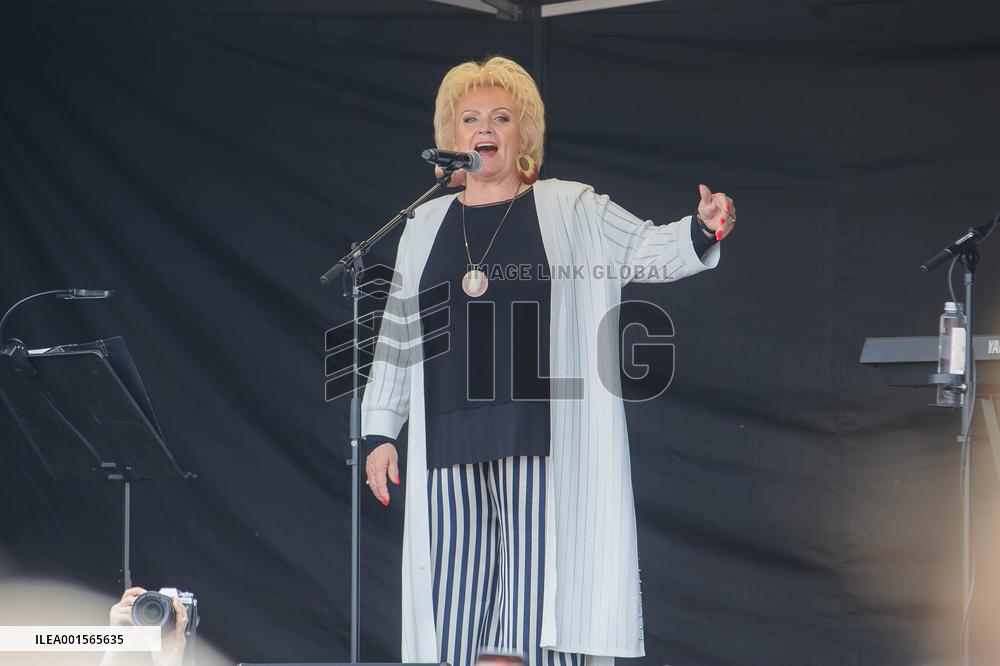 Anne Veski concert