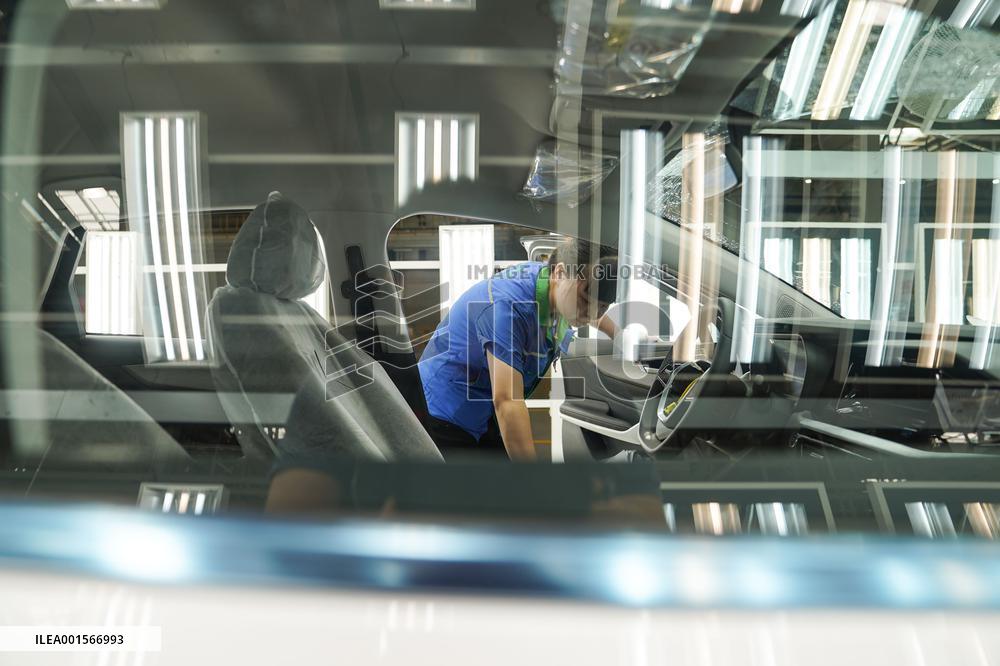 CHINA-YANGTZE RIVER ECONOMIC BELT-NEV-CLUSTER (CN)