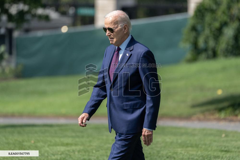 President Biden Boards Maine One On The South Lawn - DC