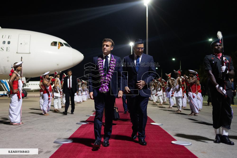 Emmanuel Macron meets Sri Lanka president - Colombo