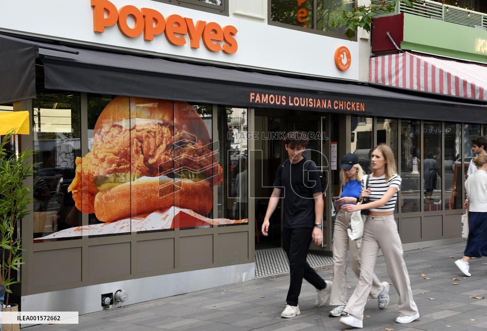 Popeyes Opens 2nd Restaurant - Paris