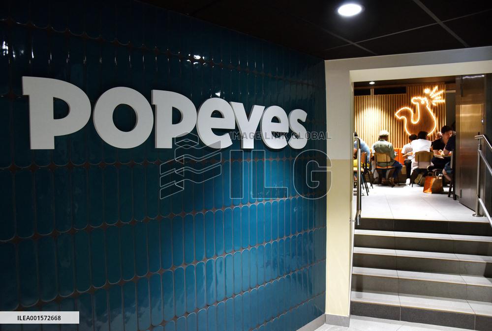 Popeyes Opens 2nd Restaurant - Paris