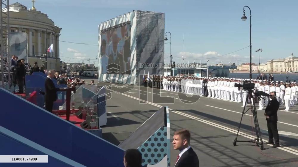 Russian navy to receive 30 new ships this year: Putin