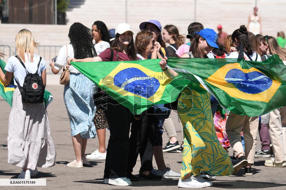 Youngsters Gather Ahead Of World Youth Day - Fatima