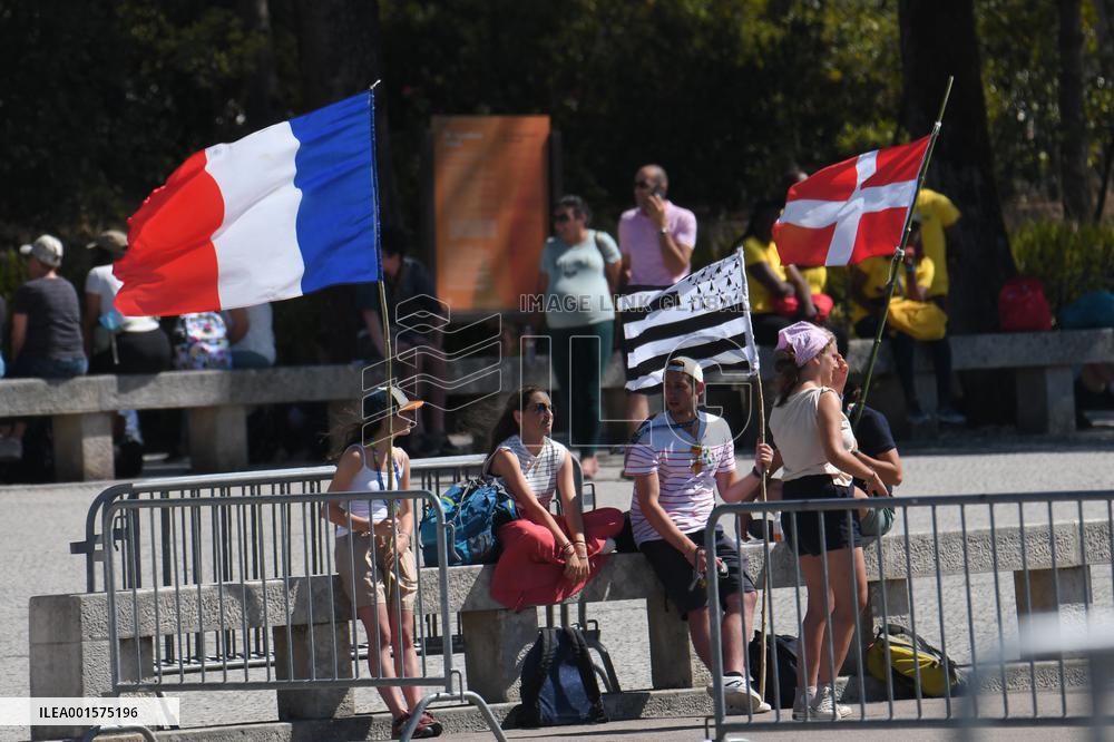 Youngsters Gather Ahead Of World Youth Day - Fatima