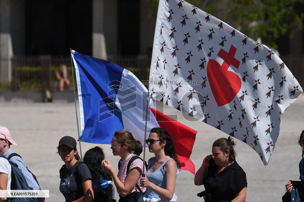 Youngsters Gather Ahead Of World Youth Day - Fatima