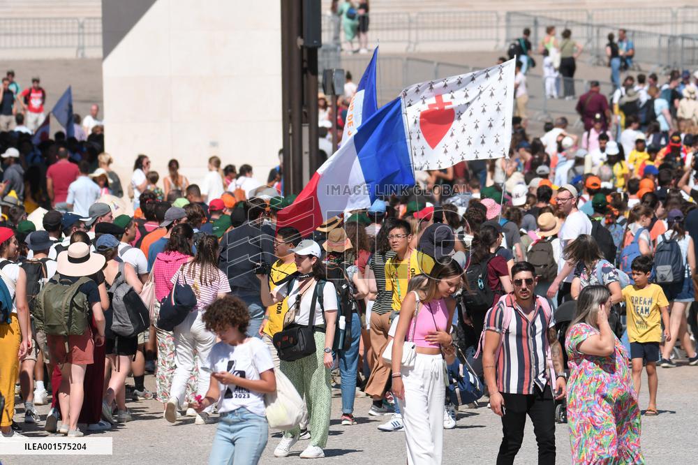 Youngsters Gather Ahead Of World Youth Day - Fatima