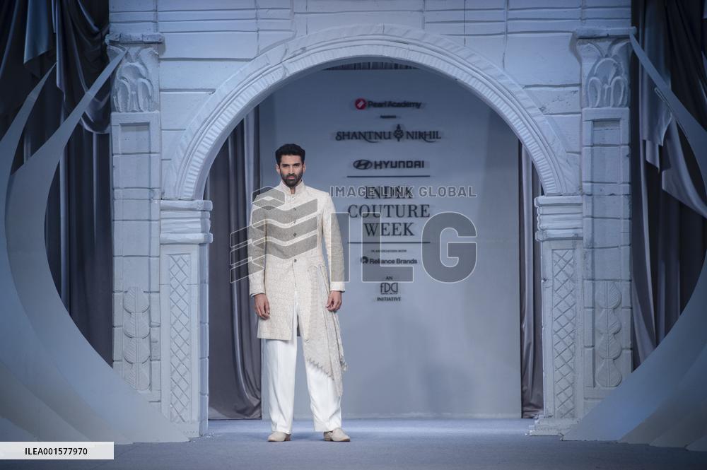 INDIA-NEW DELHI-FASHION SHOW-FDCI INDIA COUTURE WEEK