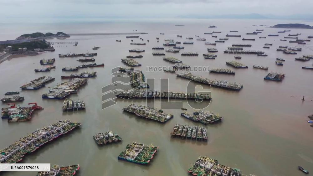 E China's Zhejiang gears up for Typhoon Khanun