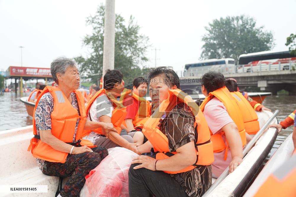 CHINA-BEIJING-FANGSHAN-RAINSTORM AND FLOOD-EVACUATION (CN)