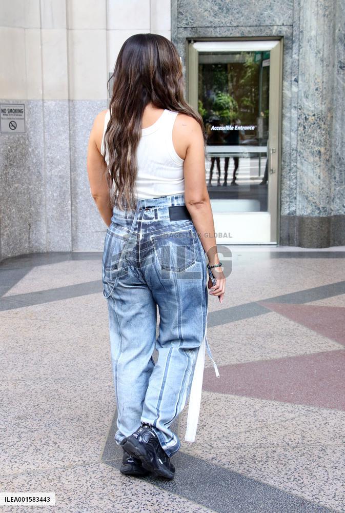 Nelly Furtado Leaves Sony Records - NYC