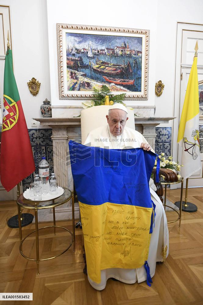 Pope Francis Meets A Group Of Ukrainian Students - Lisbon