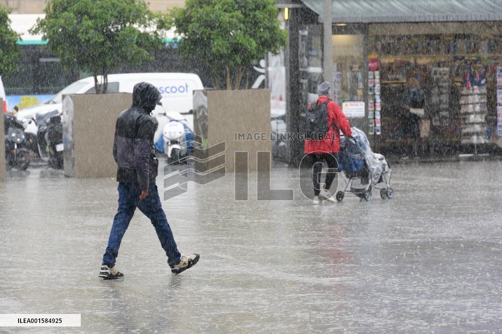 Rain Record In Paris For The End Of July