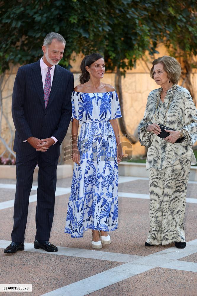 Royals Host Dinner For Authorities - Palma De Mallorca
