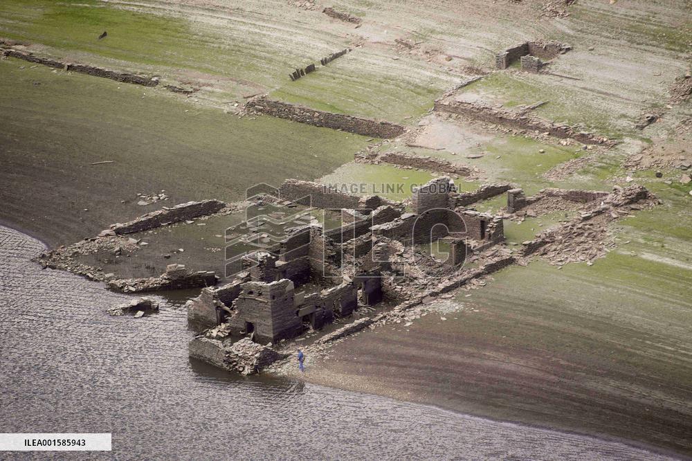 Three Municipalities Impose Water Restrictions In Galicia - Spain