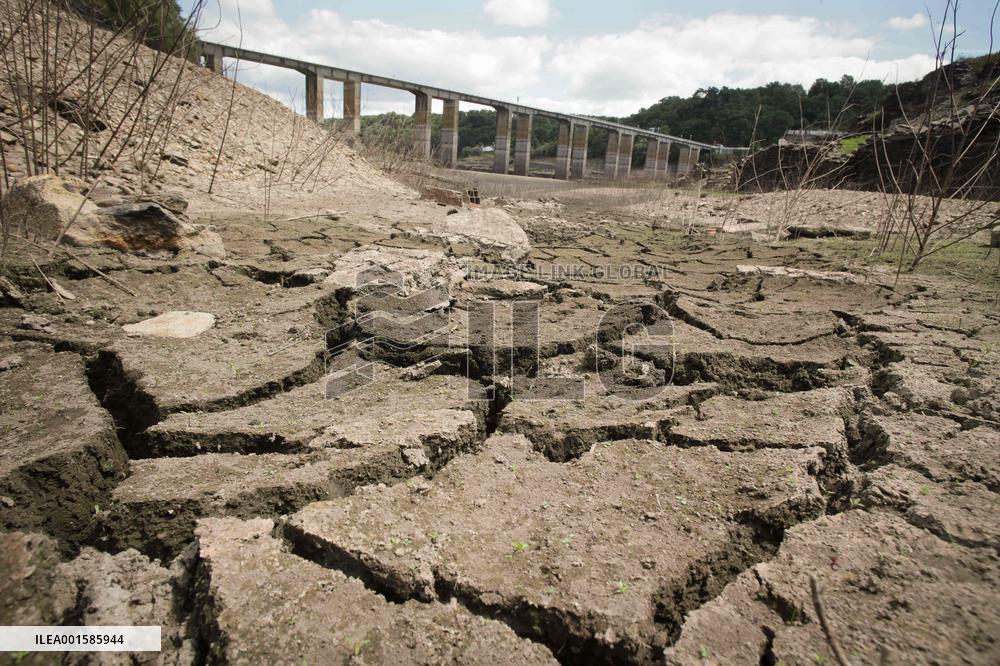 Three Municipalities Impose Water Restrictions In Galicia - Spain