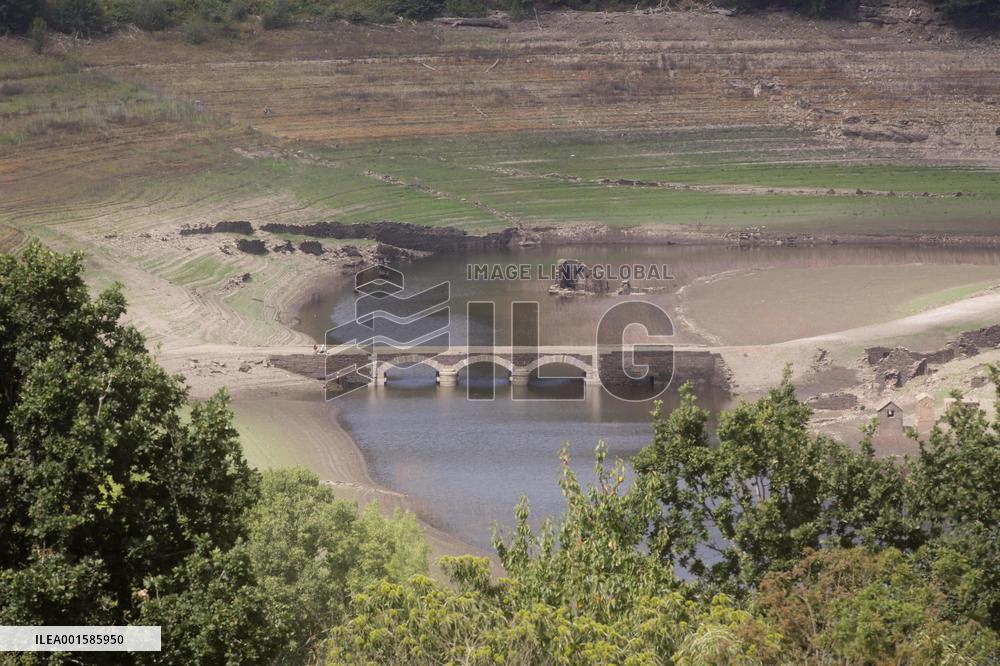 Three Municipalities Impose Water Restrictions In Galicia - Spain