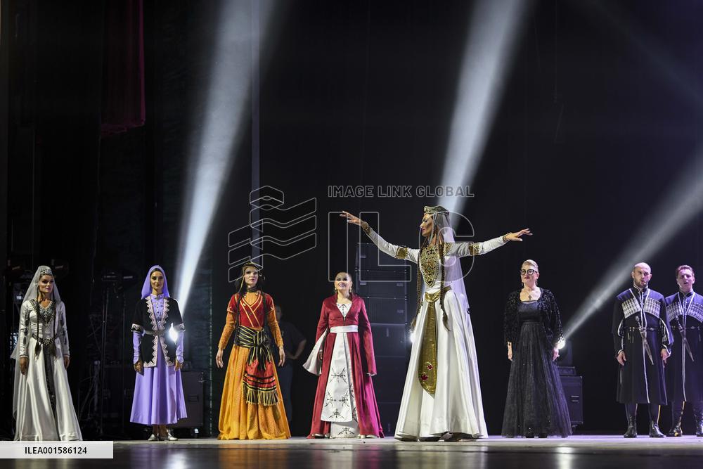 CHINA-XINJIANG-URUMQI-DANCE FESTIVAL-GEORGIA (CN)