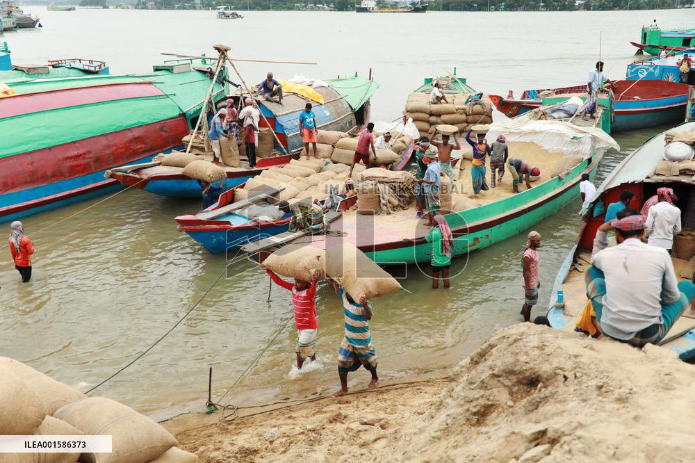 Unloading Rice - Bangladesh