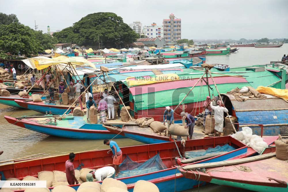 Unloading Rice - Bangladesh
