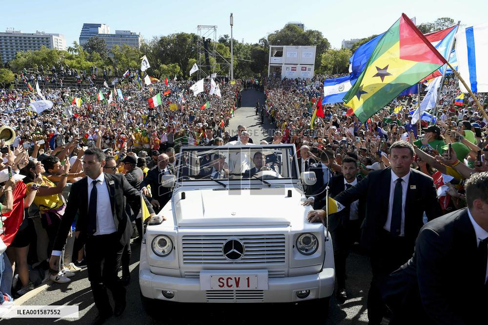 Pope Francis Celebrates The Way of the Cross - Lisbon