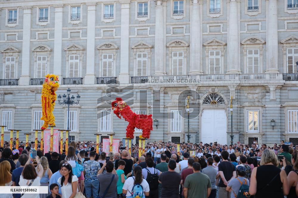 SPAIN-MADRID-LION DANCE