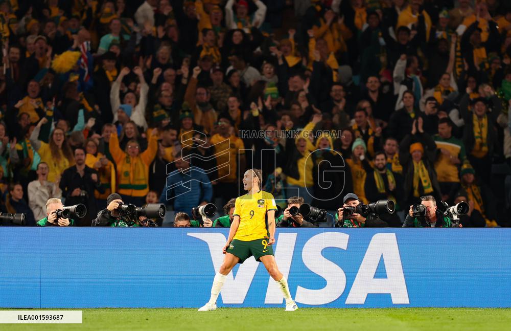 (SP)AUSTRALIA-SYDNEY-FIFA-WOMEN'S WORLD CUP-ROUND OF 16-AUS VS DEN