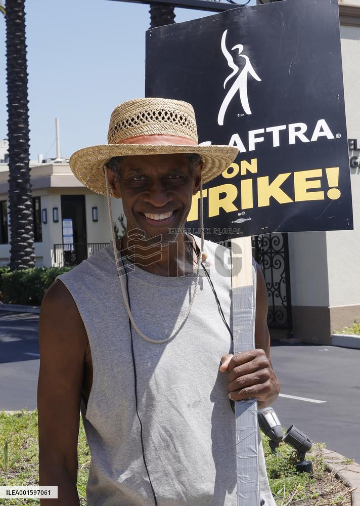 Celebs Join SAG-AFTRA And WGA Picket Line - LA