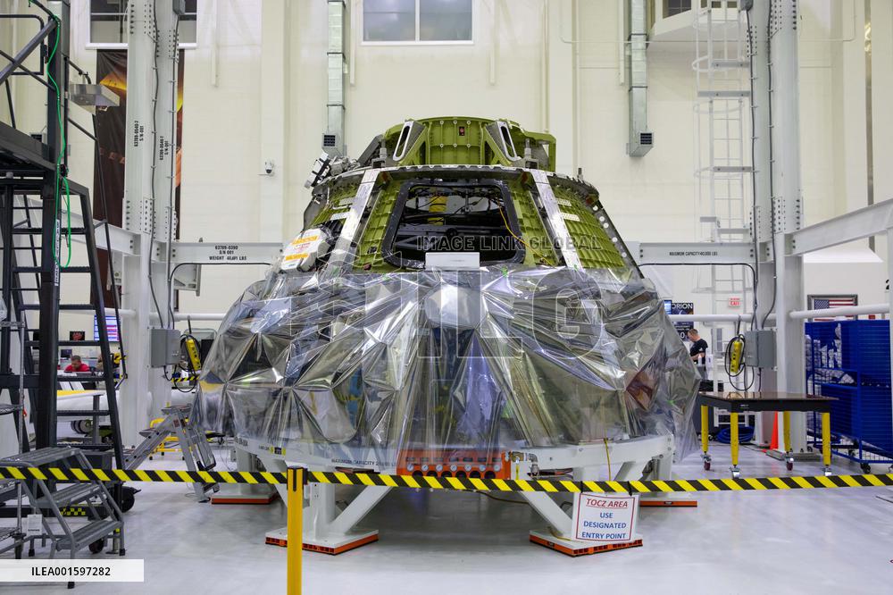 Artemis II Crew Visits the Kennedy Space Center