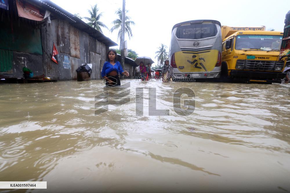 BANGLADESH-CHATTOGRAM-FLOODS