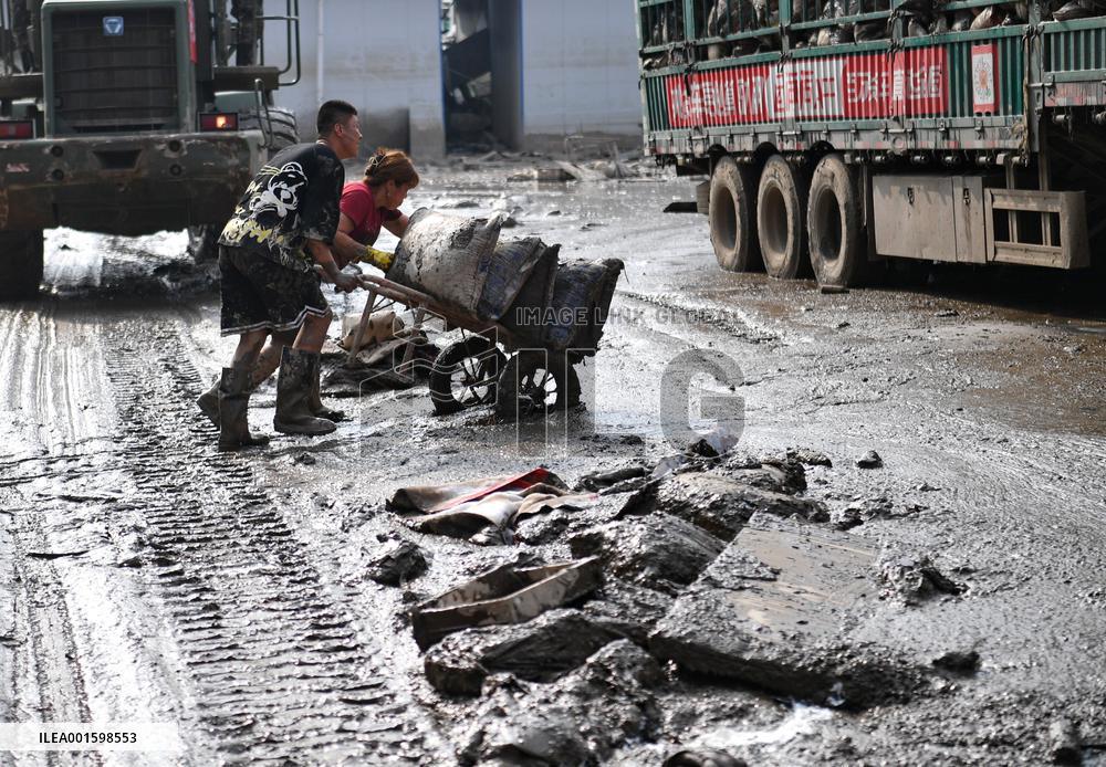 CHINA-HEBEI-ZHUOZHOU-FLOOD-WHOLESALE MARKET-RESTORATION (CN)