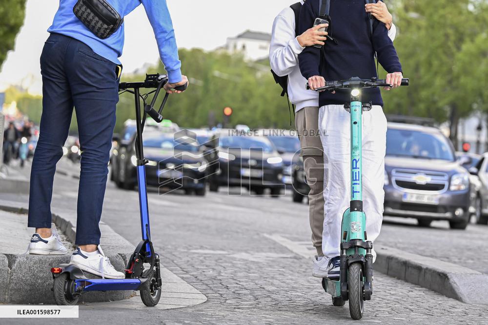 End Of Self-Service Scooters In Paris From September 1