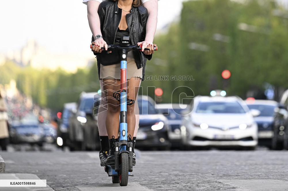 End Of Self-Service Scooters In Paris From September 1