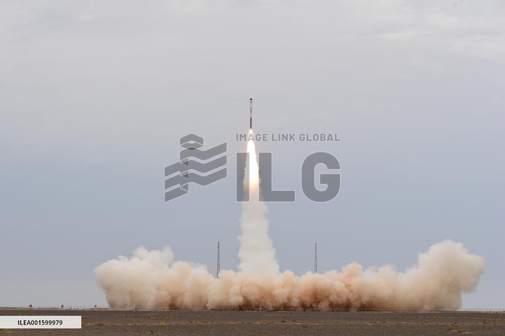 (EyesonSci) CHINA-JIUQUAN-CARRIER ROCKET-SATELLITE-LAUNCH (CN)