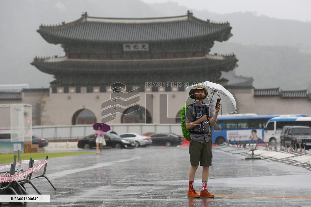 SOUTH KOREA-SEOUL-TYPHOON KHANUN-HEAVY RAINFALL