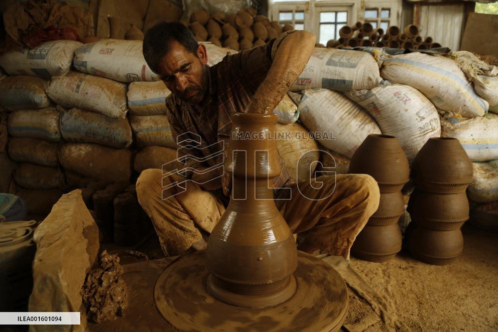 Production Of Clay Musical Drum - Kashimir