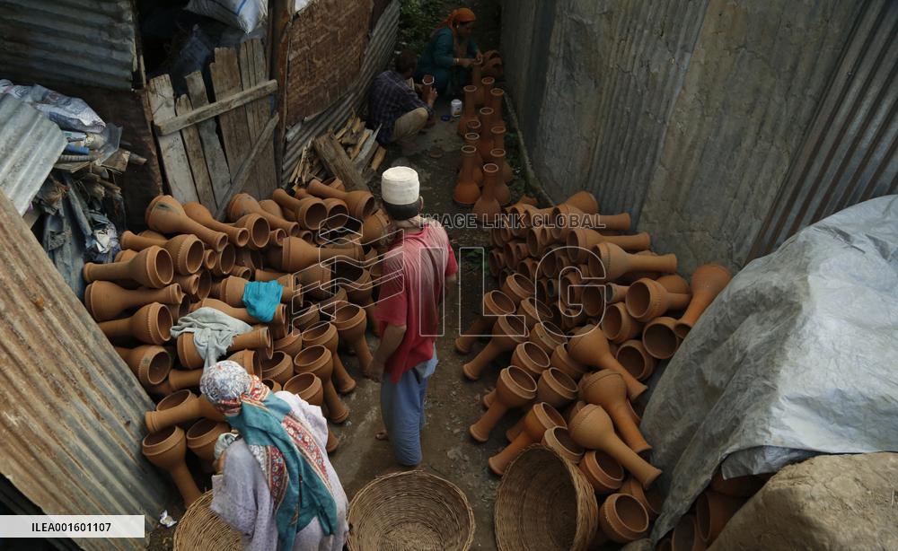Production Of Clay Musical Drum - Kashimir